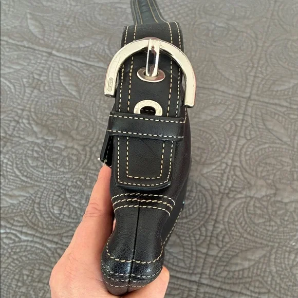 Coach Black Leather Shoulder Bag - Picture 7 of 16
